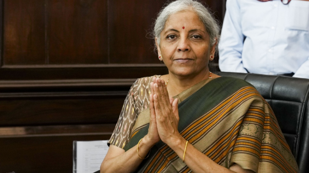 அமைச்சரவை விரைவில் மாற்றம் நிர்மலா சீதாராமனிடம் நிதித்துறை பறிப்பு - பொதிகை  செய்திகள்